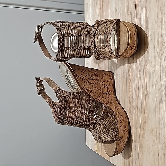 carlos santana wedges